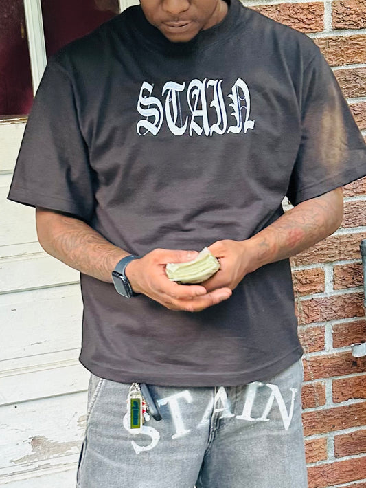 Stain “Bustdown” denim shorts